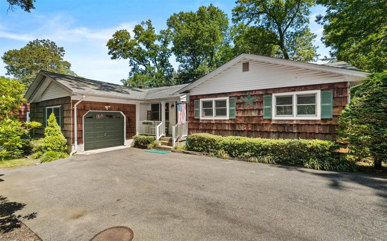 23 Cedar Avenue - Photo 1