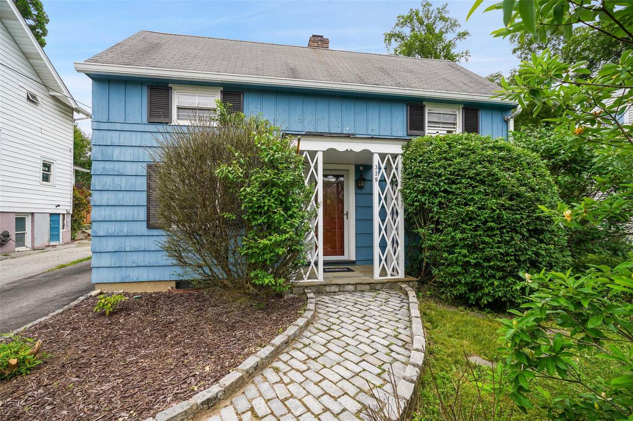 329 Simpson Place - Photo 1