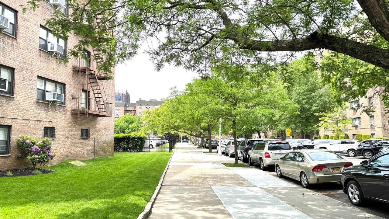 31-50 140th Street - Photo 1