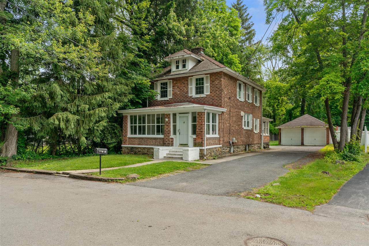 33 Center Avenue - Photo 1