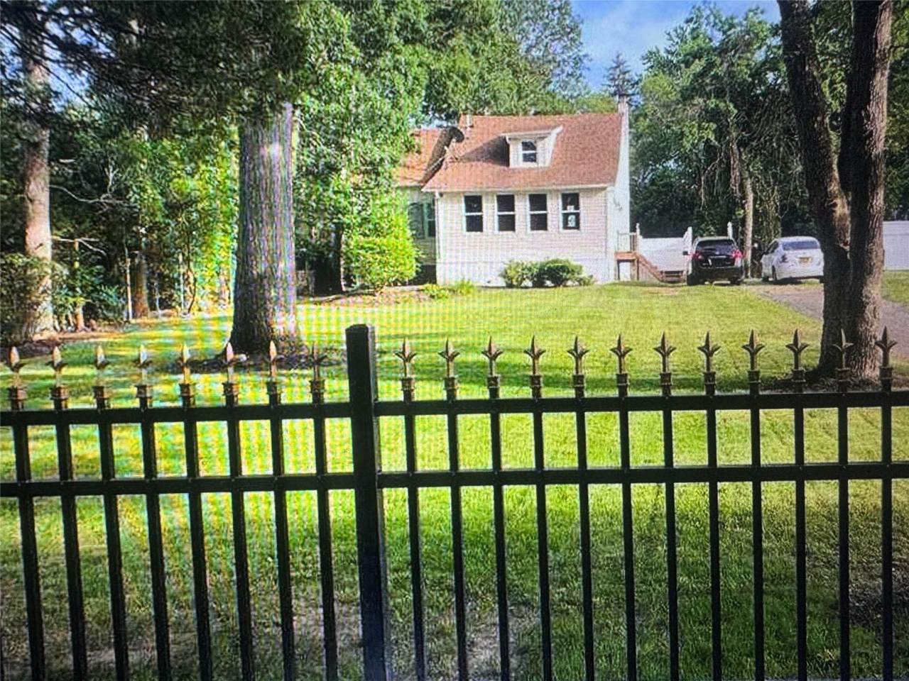 40 Inwood Avenue - Photo 1