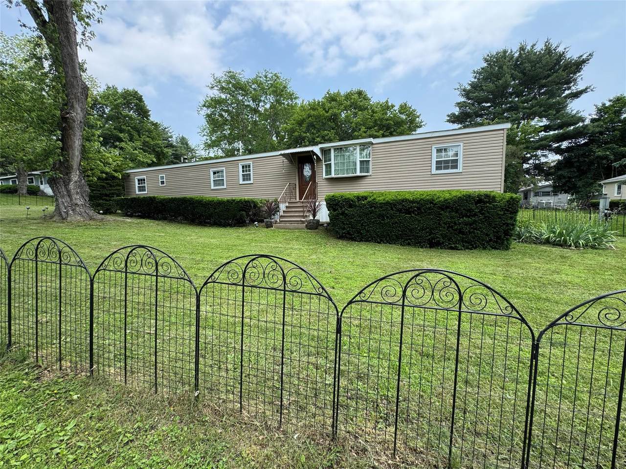 15 Walnut Drive - Photo 1