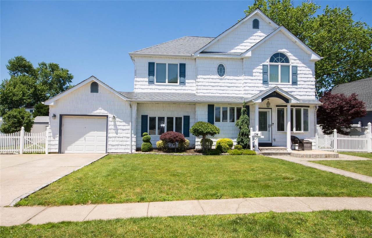 134 Hampton Road - Photo 1