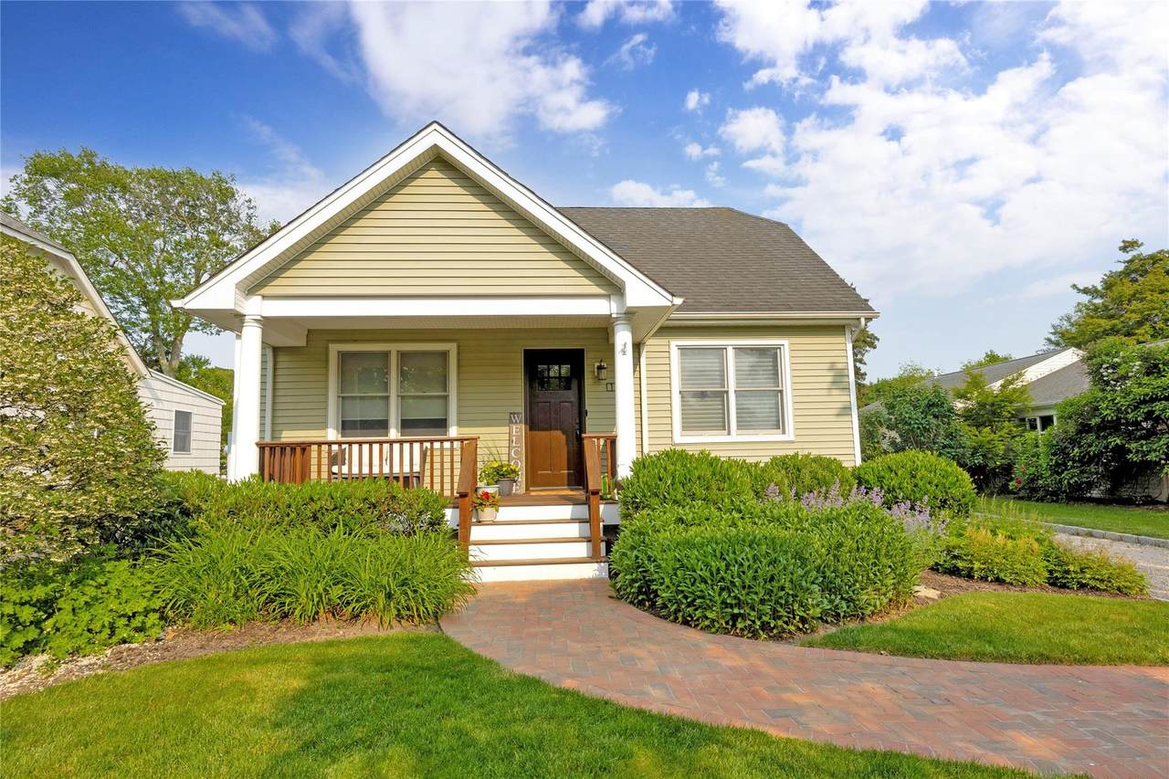 11 Anita Place - Photo 1