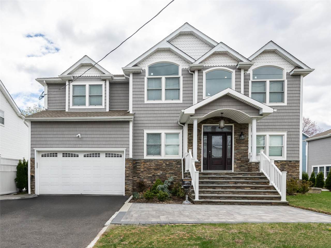 19 Glenwood Road - Photo 1