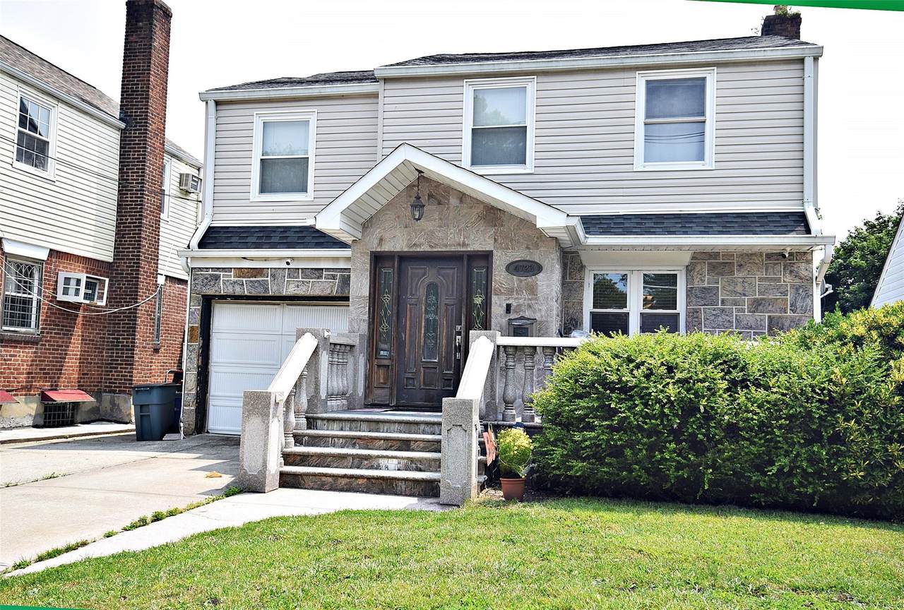 4723 164th Street - Photo 1