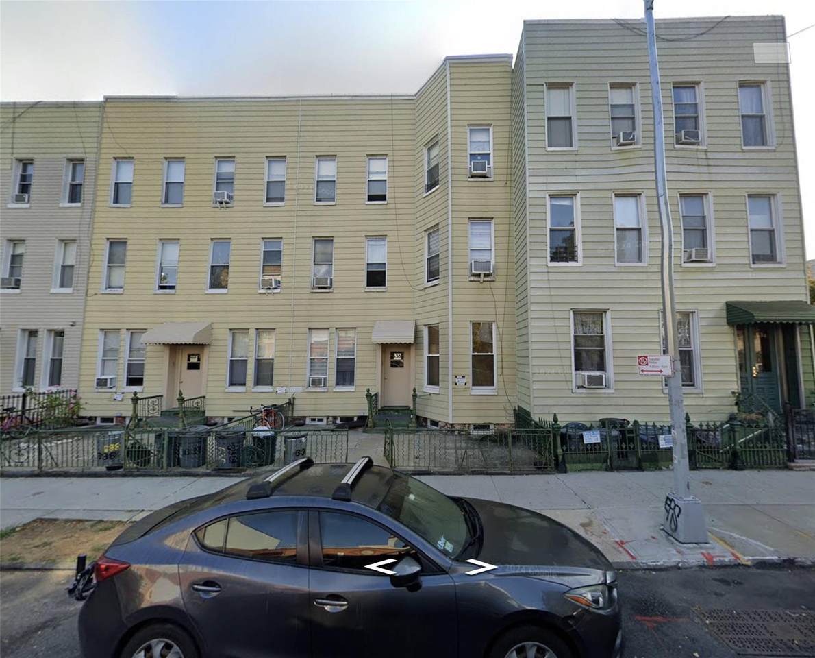 636 Humboldt Street - Photo 1