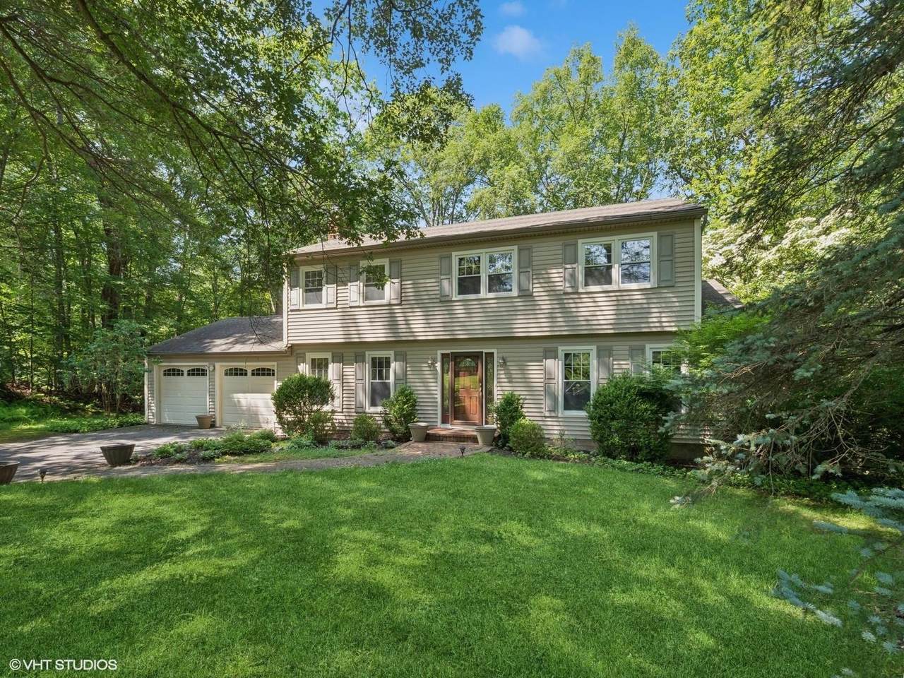 10 Silvermine Drive - Photo 1