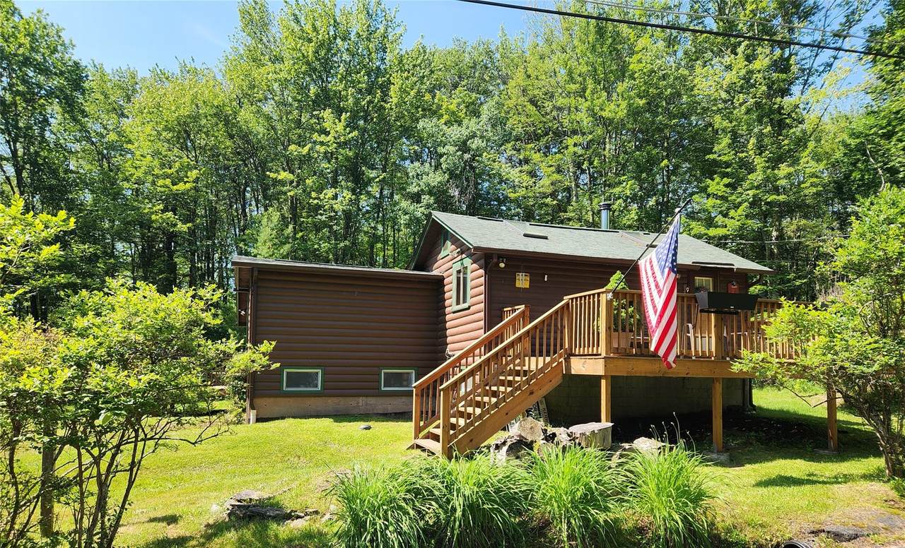 133 Oak Street - Photo 1