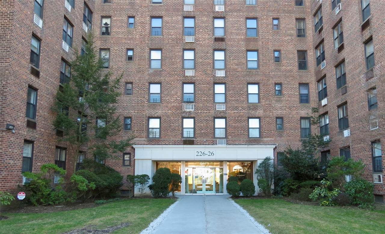 226-26 Union Turnpike - Photo 1