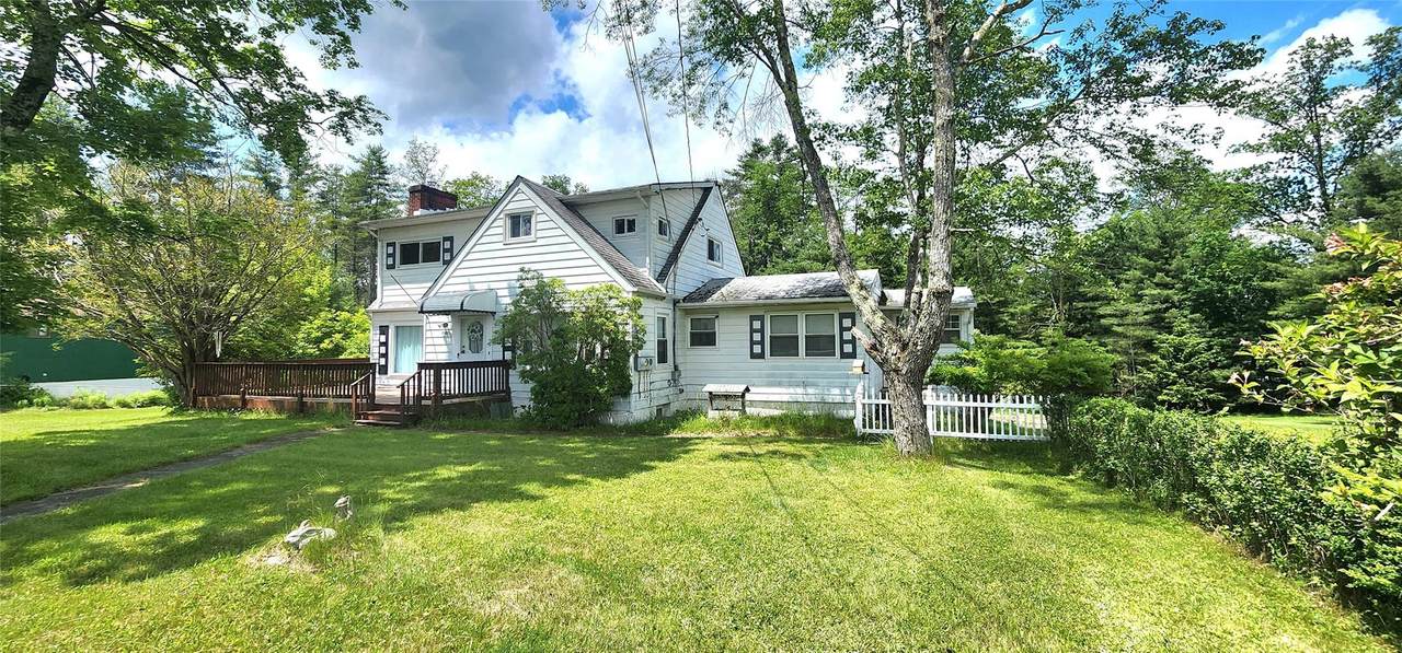 530 Sackett Lake Road - Photo 1