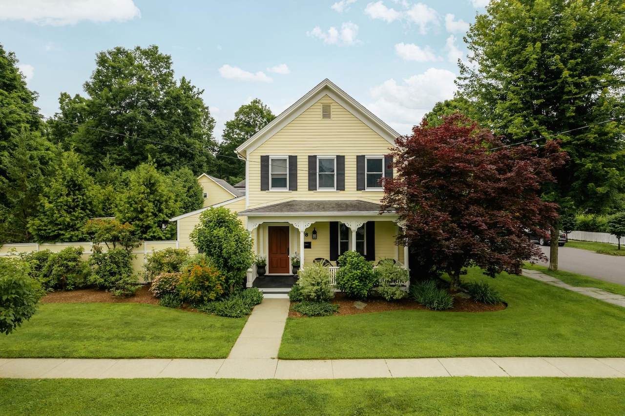 38 Chestnut Street - Photo 1