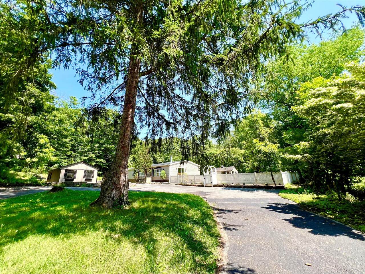 22 Shin Hollow Road - Photo 1