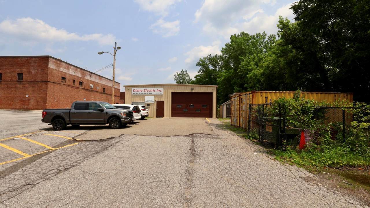 1850 Crompond Road - Photo 1