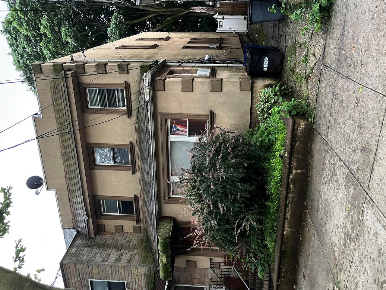 8530 101st Street - Photo 1