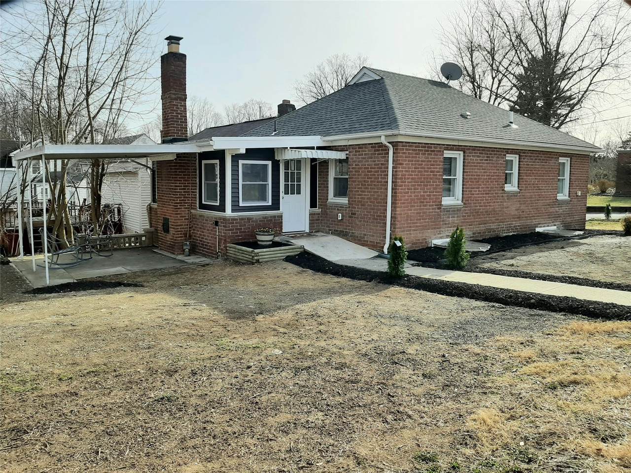 8 Poplar Street - Photo 1