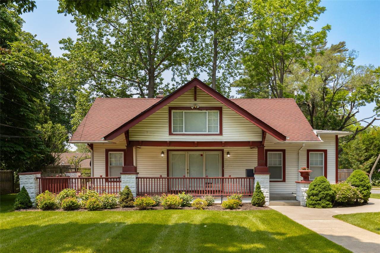 1758 Brentwood Road - Photo 1