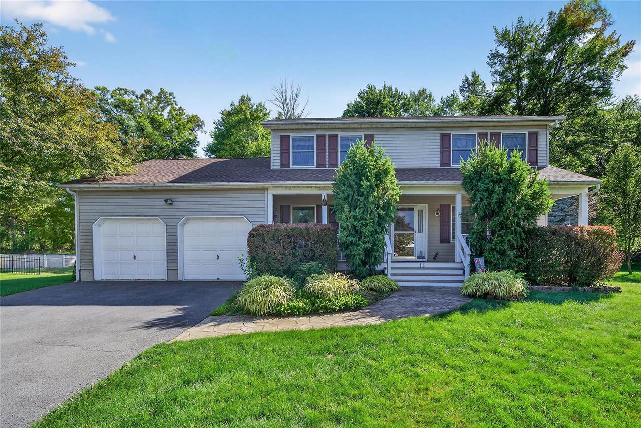 11 Whitman Place - Photo 1
