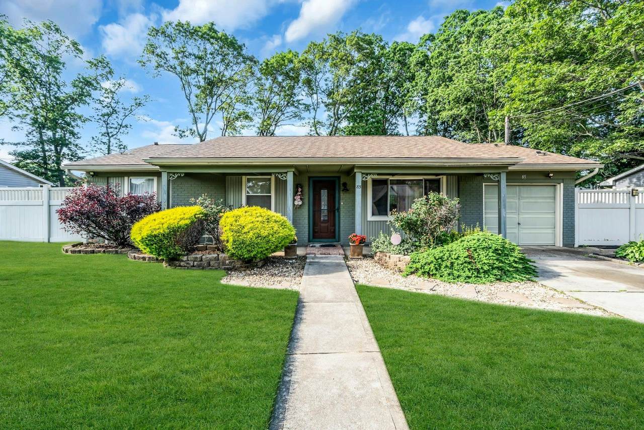 85 Williams Avenue - Photo 1
