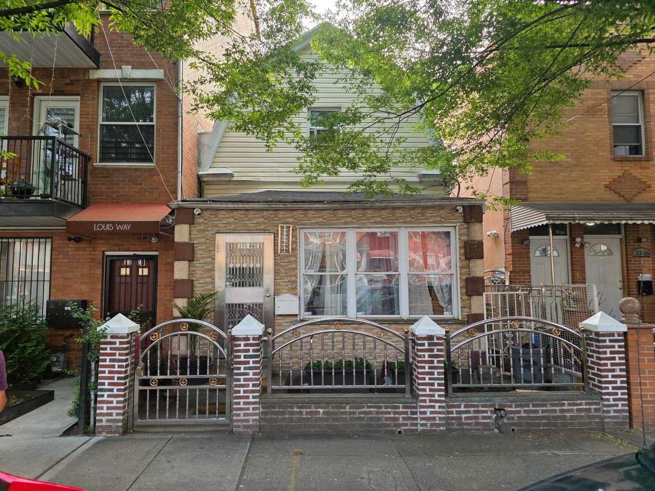 3318 104th Street - Photo 1