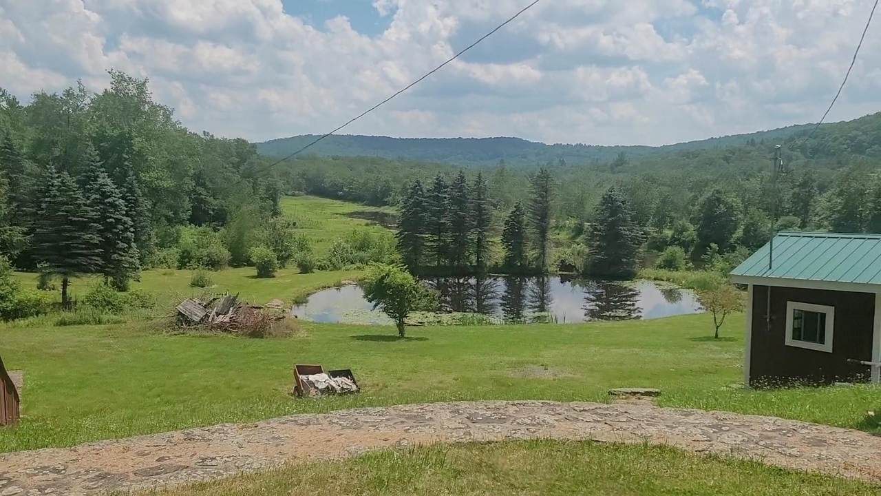77 Krum - Photo 1