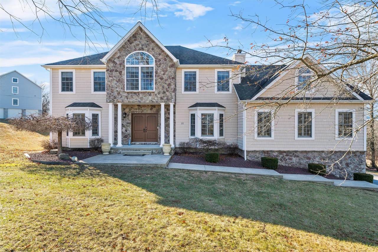 10 Von Trapp Court - Photo 1