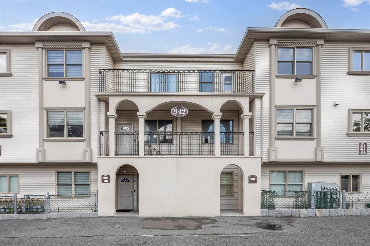 342 Blauvelt Road - Photo 1