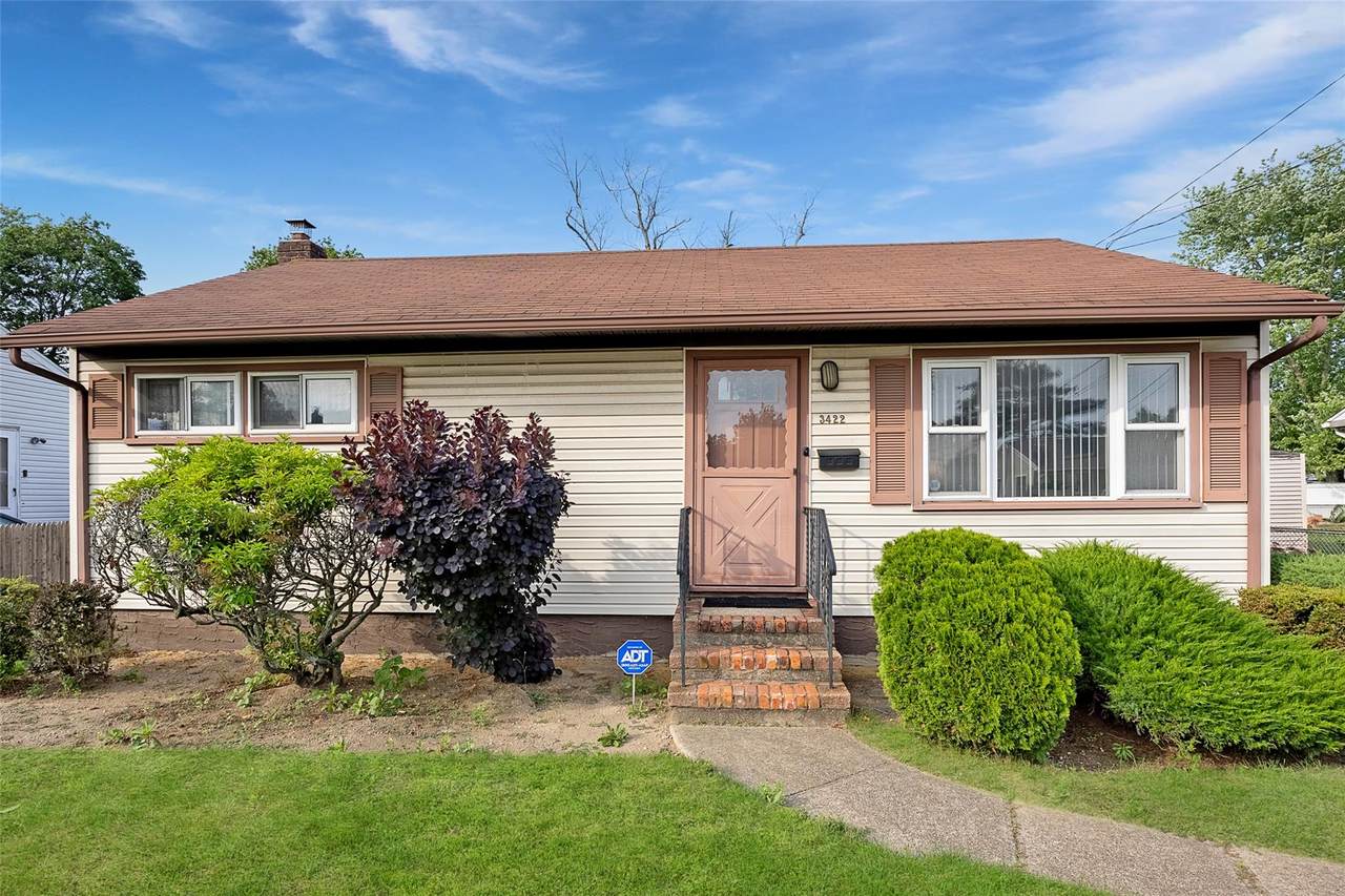 3422 Great Neck Road - Photo 1