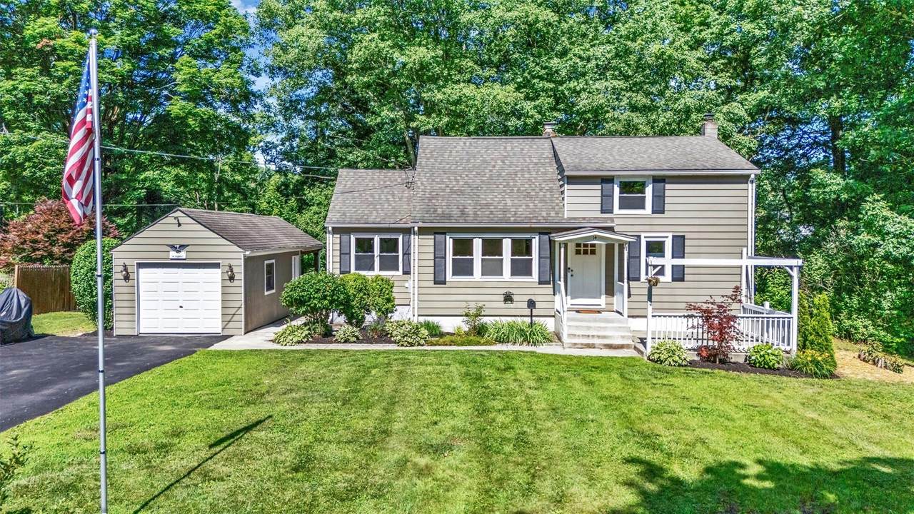 14 Summit Avenue - Photo 1