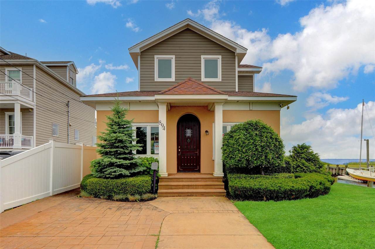 894 Bay 9th Street - Photo 1