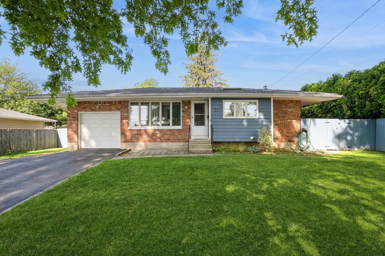 17 Sugarwood Lane - Photo 1