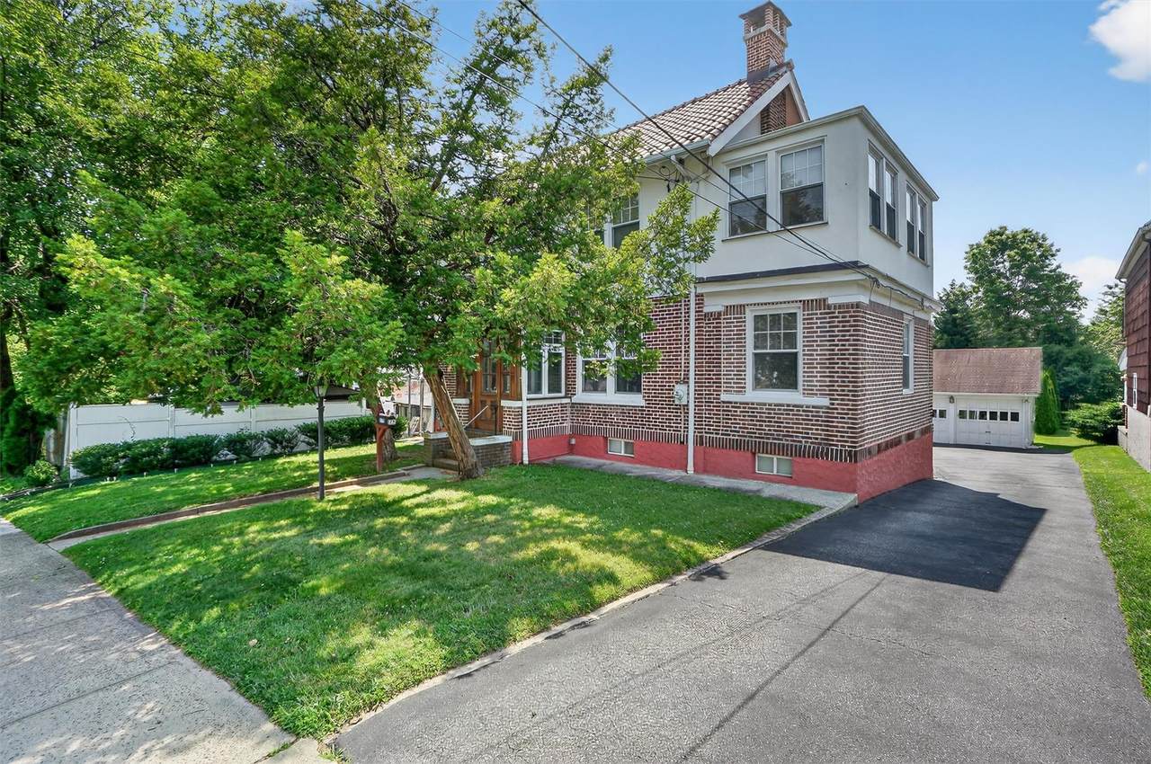 175 Regent Street - Photo 1
