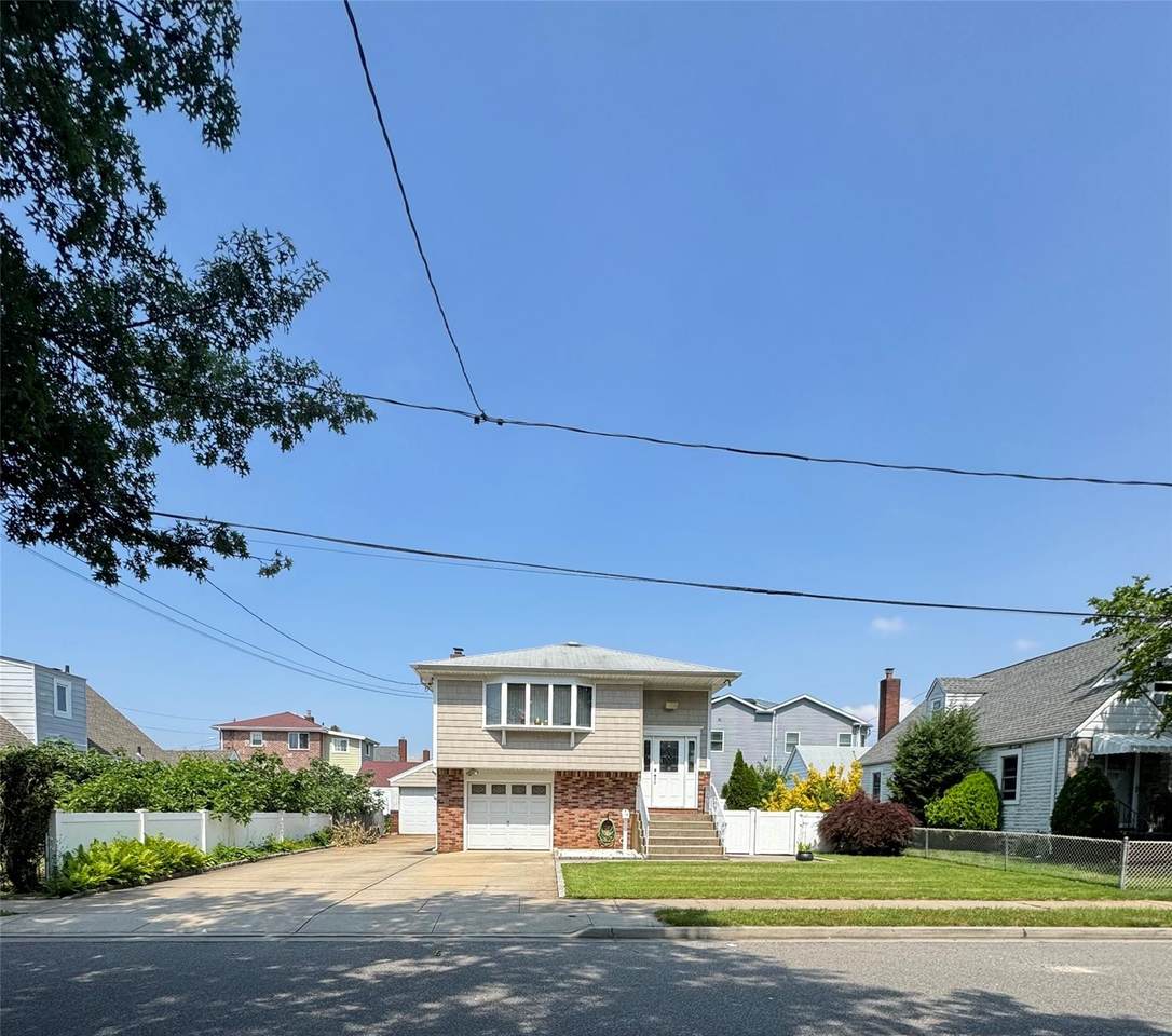 14 Edwards Place - Photo 1