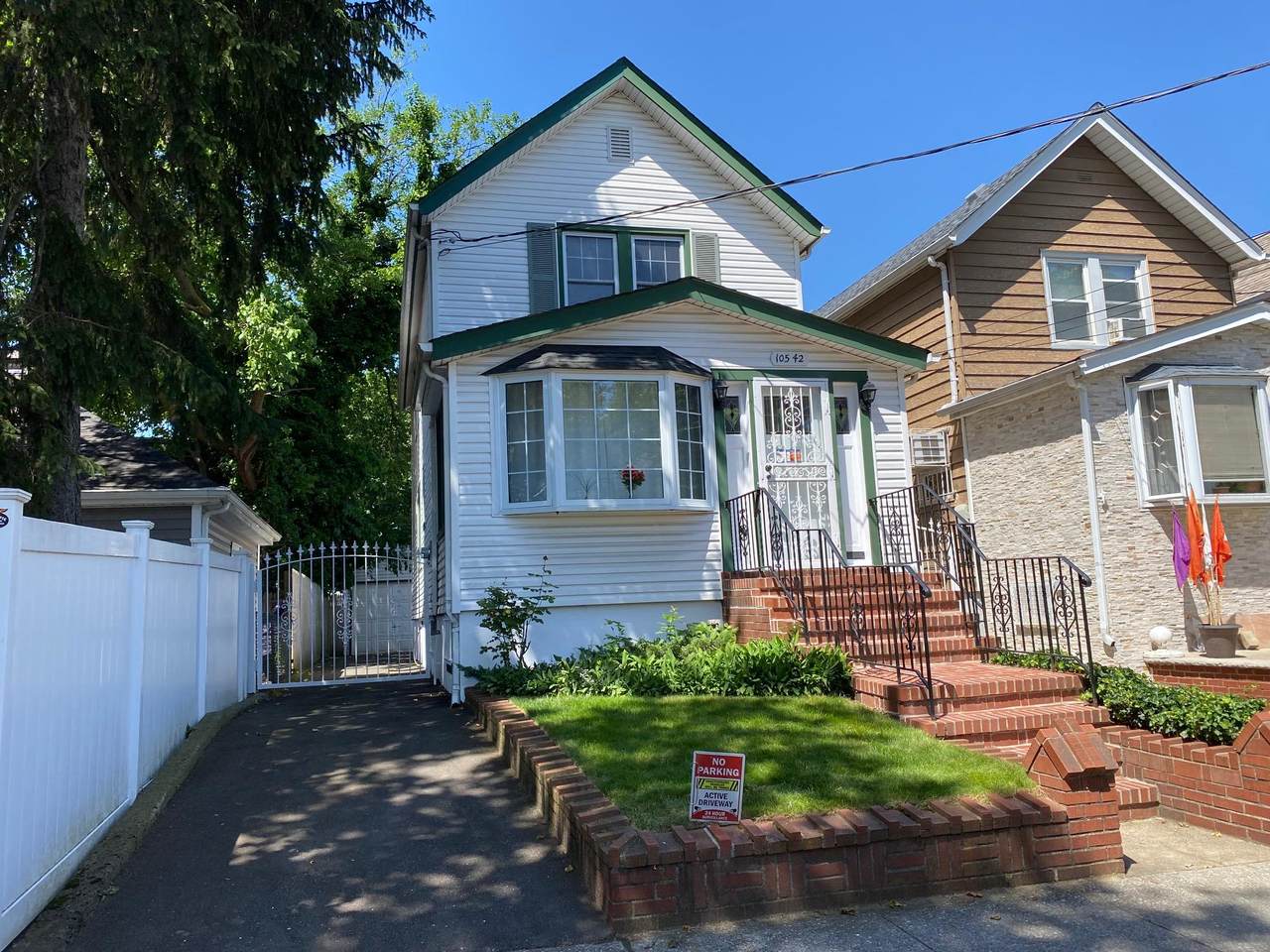 10542 91st Street - Photo 1
