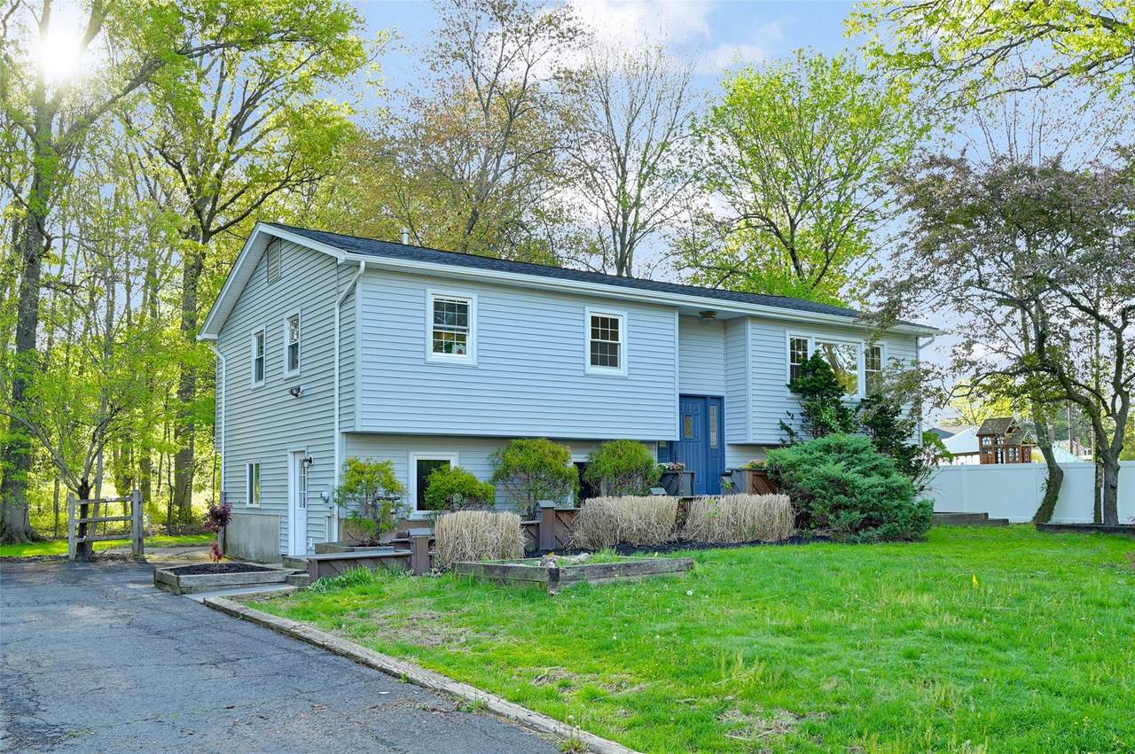23 White Oak Ln - Photo 1