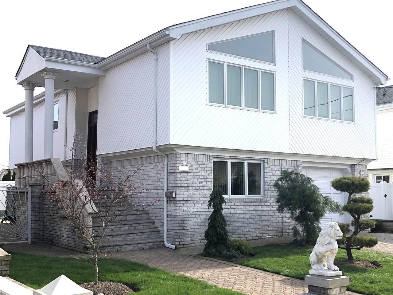 87-14 161 Avenue - Photo 1