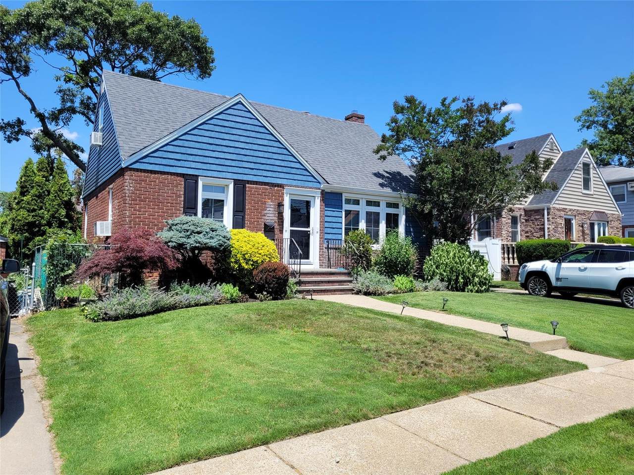 422 Saint Agnes Place - Photo 1