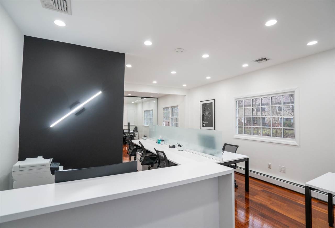 49 Conklin Ave - Photo 1