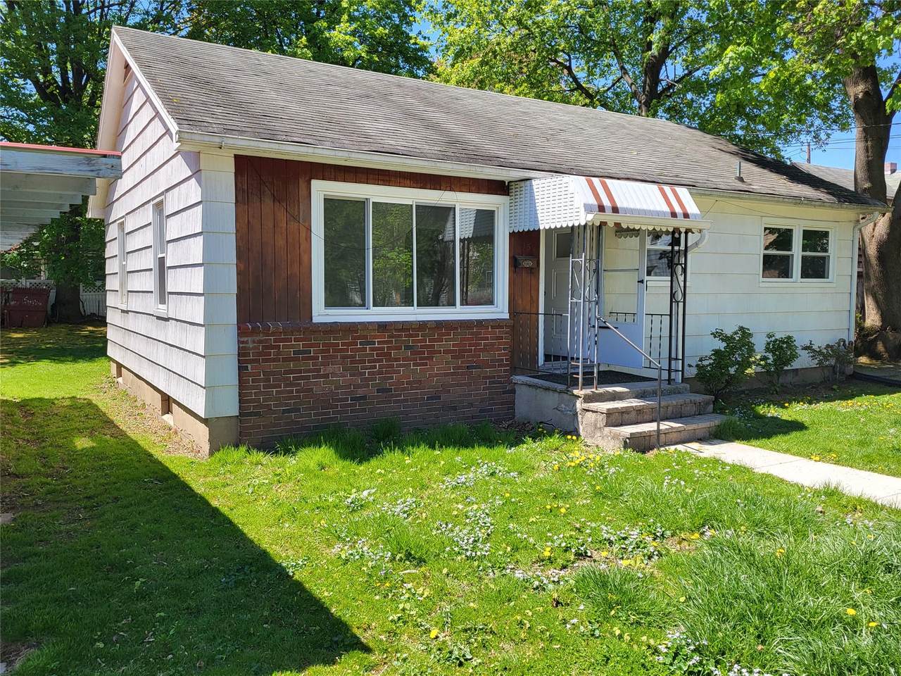 115 Hammond Street - Photo 1