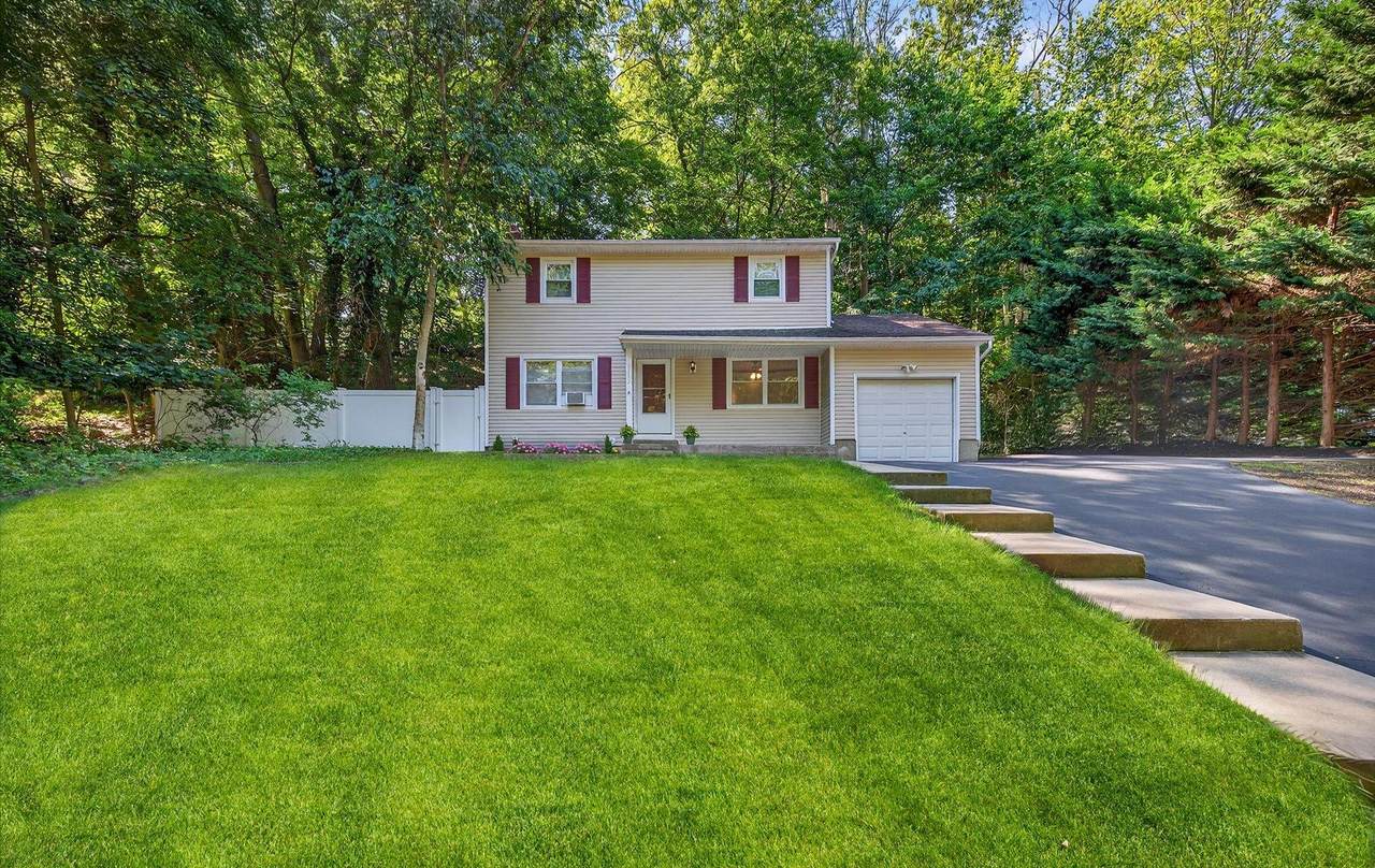 1152 Country Road - Photo 1