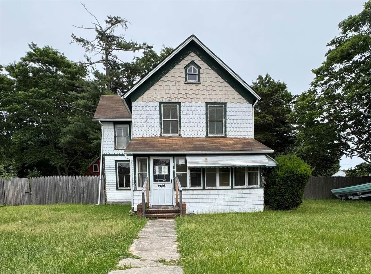 21 Lake Avenue - Photo 1