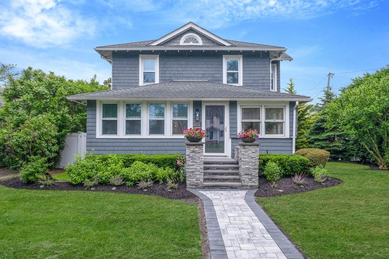 271 Foster Avenue - Photo 1