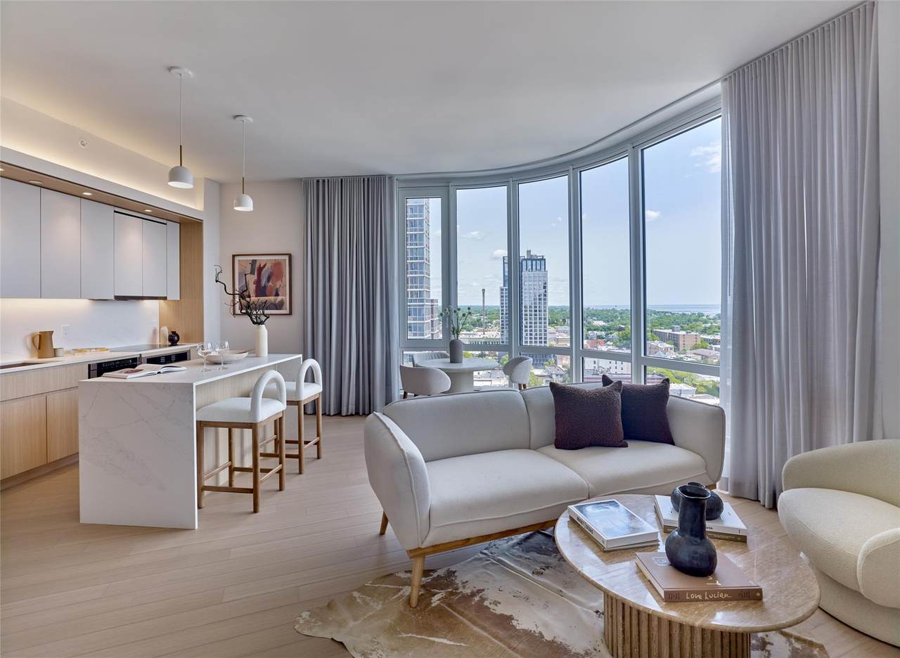 33 Westchester Place - Photo 1