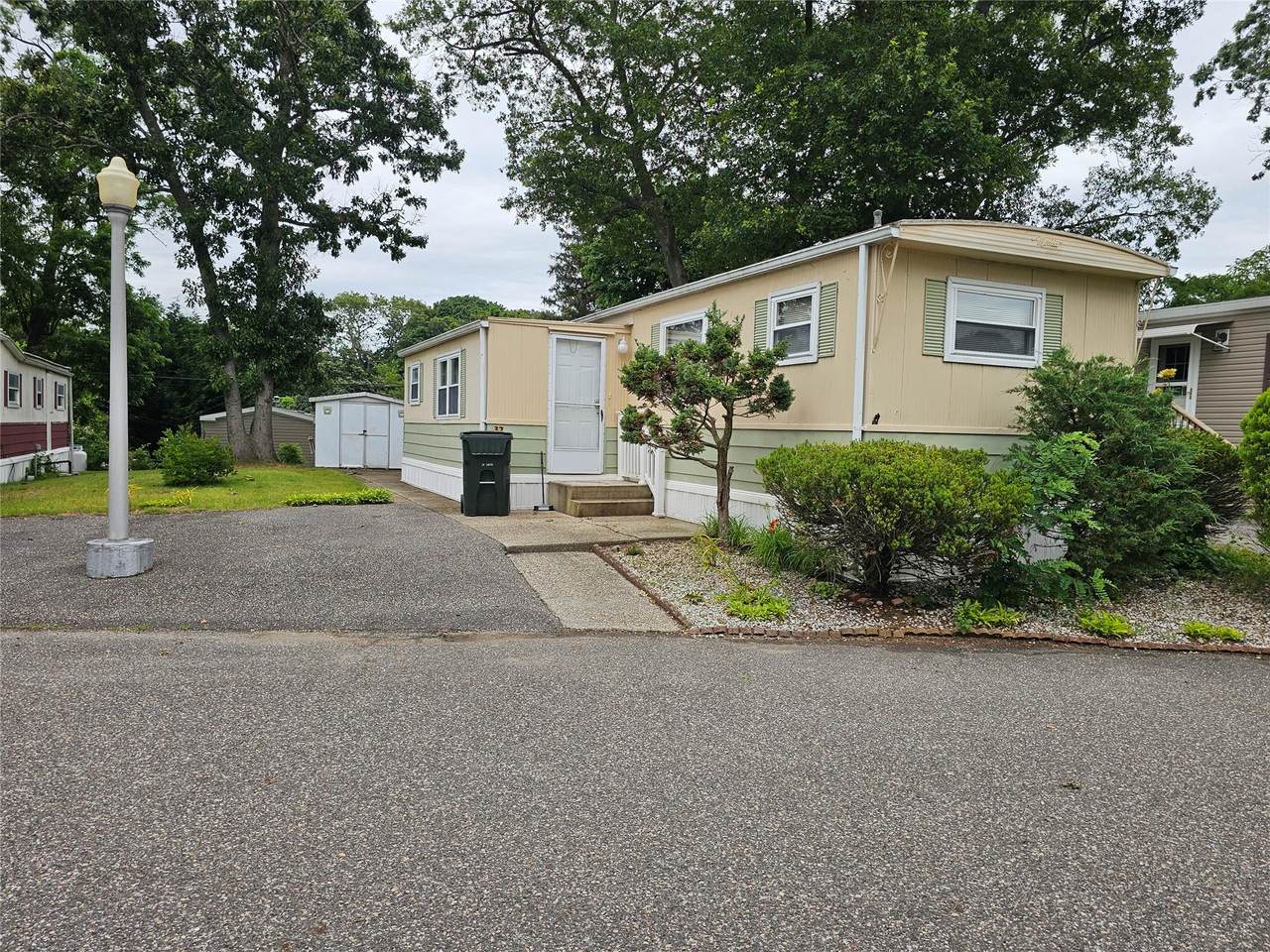 1964 River Rd - Photo 1