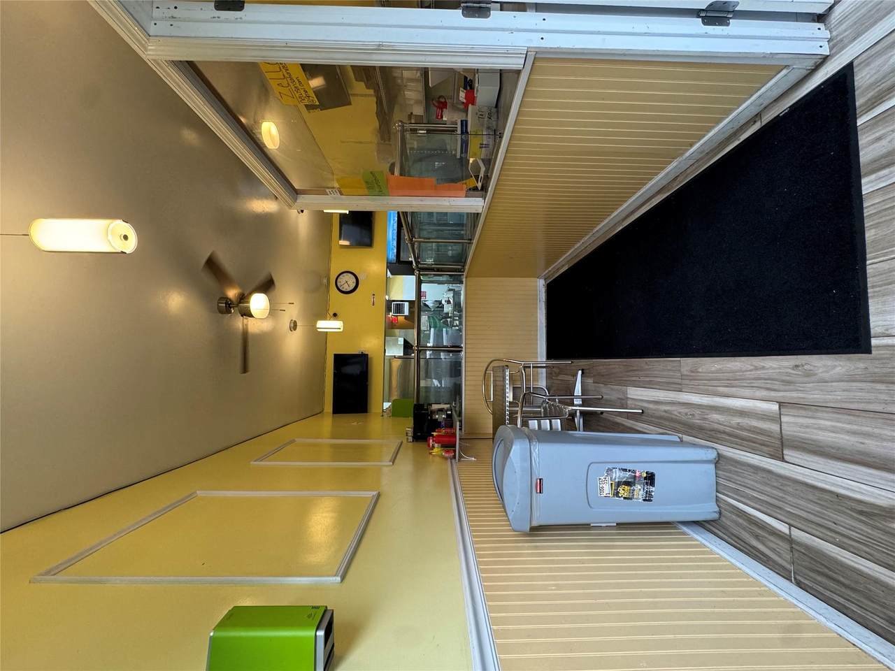 326 South Columbus Avenue - Photo 1