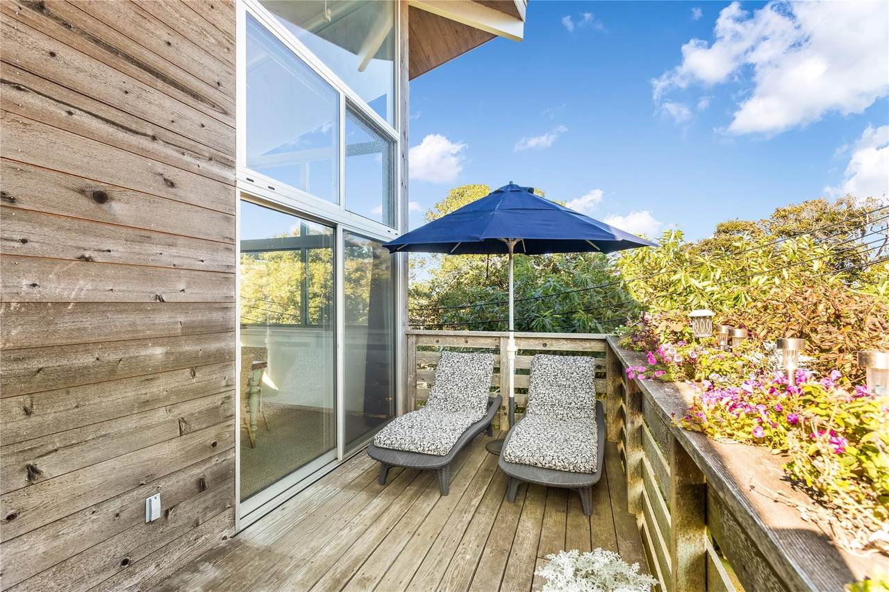 240 Harbor Walk - Photo 1