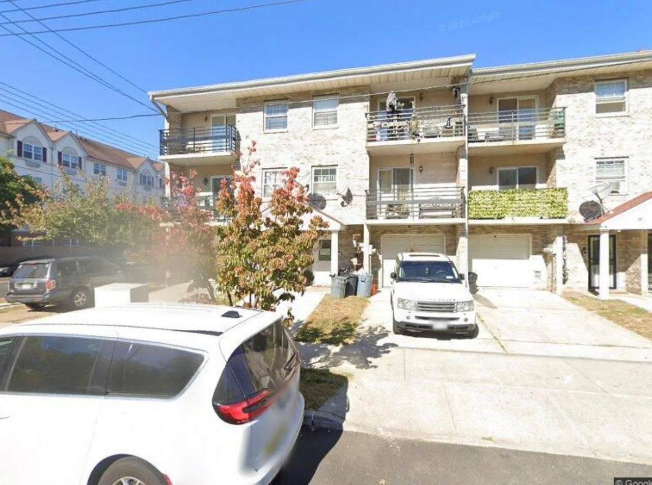 1385 Stanley Avenue - Photo 1