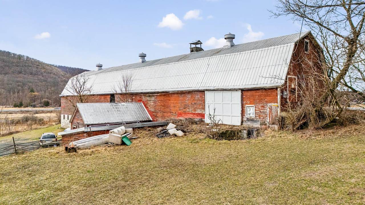 207 Greycourt Road - Photo 1