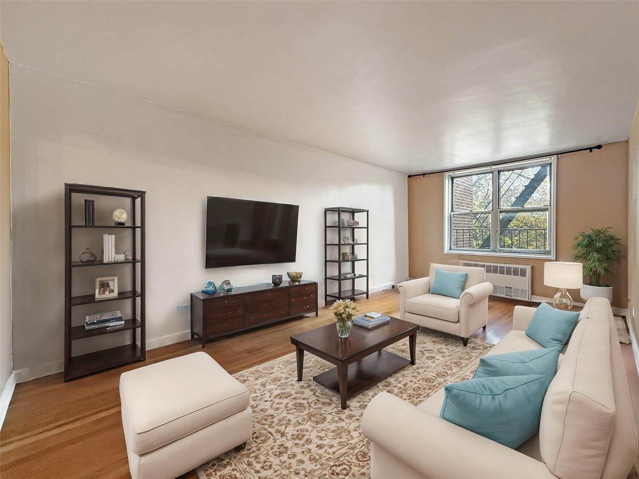 1480 Thieriot Avenue - Photo 1