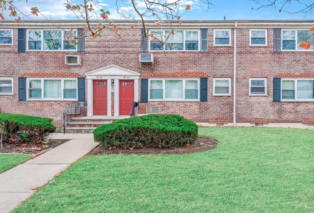 150-62 Melbourne Avenue - Photo 1